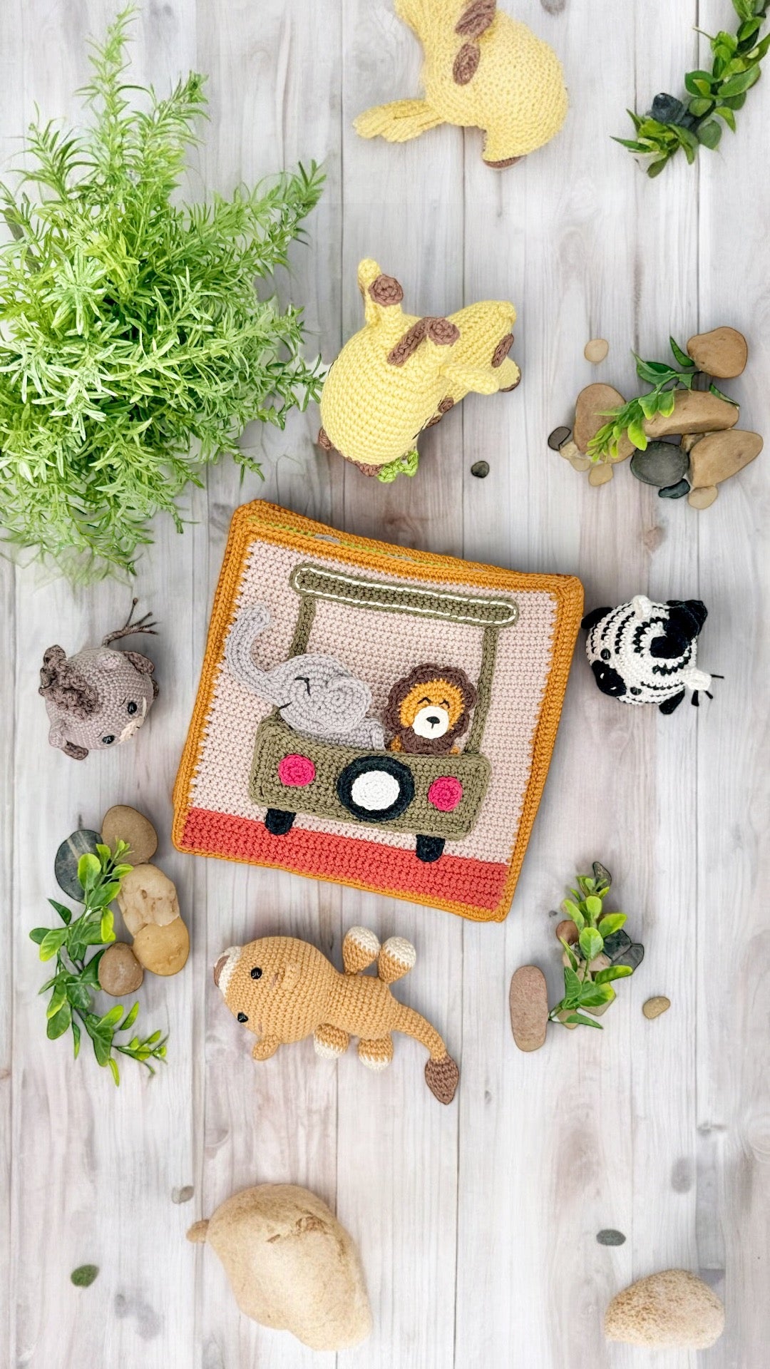 « Un crochet en Afrique » - Tutoriels de créations au crochets